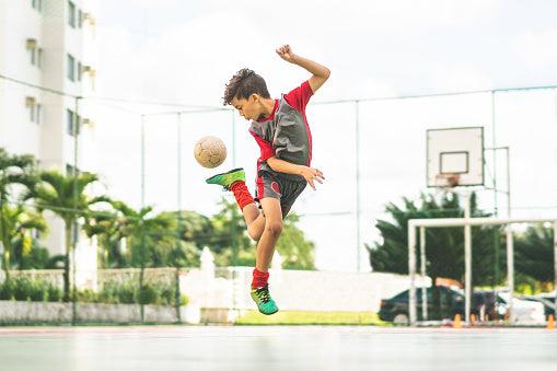 Faire progresser son fils au football : 9 conseils indispensables - Foot Dimanche