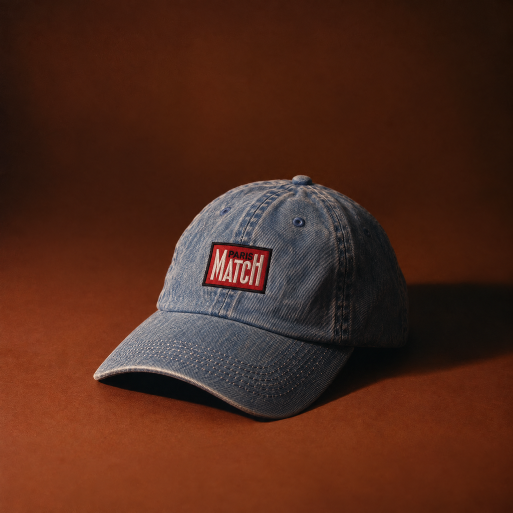 Casquette en jean Paris Match brodée
